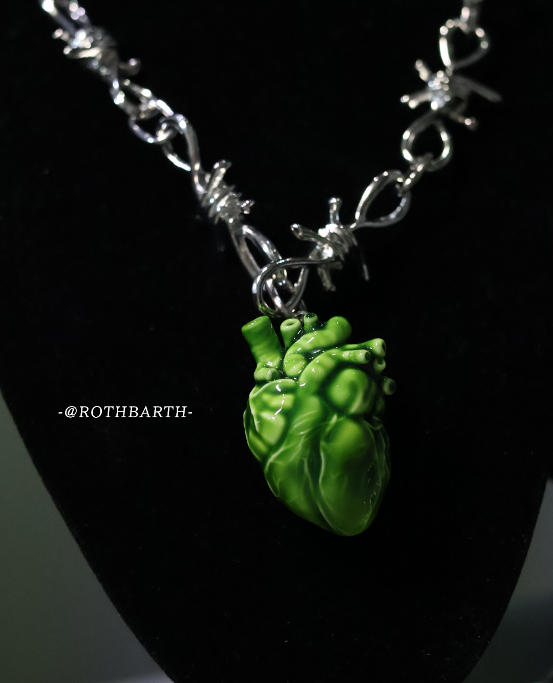 Poisonous Bramble Necklace 3dPrinting Heart necklace