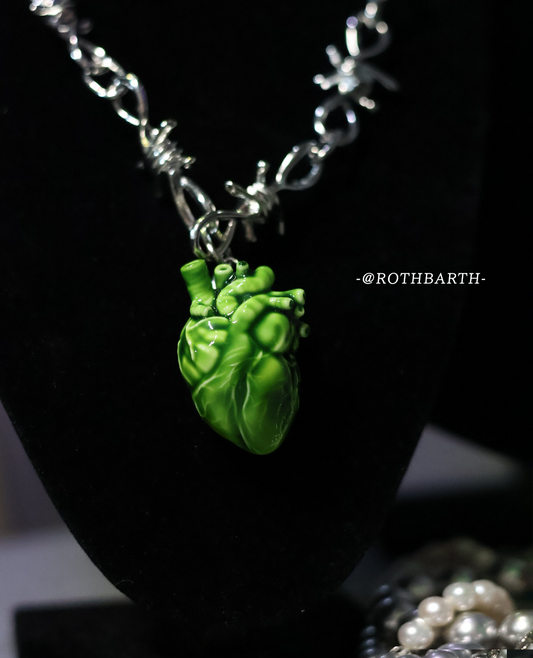 Poisonous Bramble Necklace 3dPrinting Heart necklace